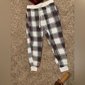Women’s pajama pants size small